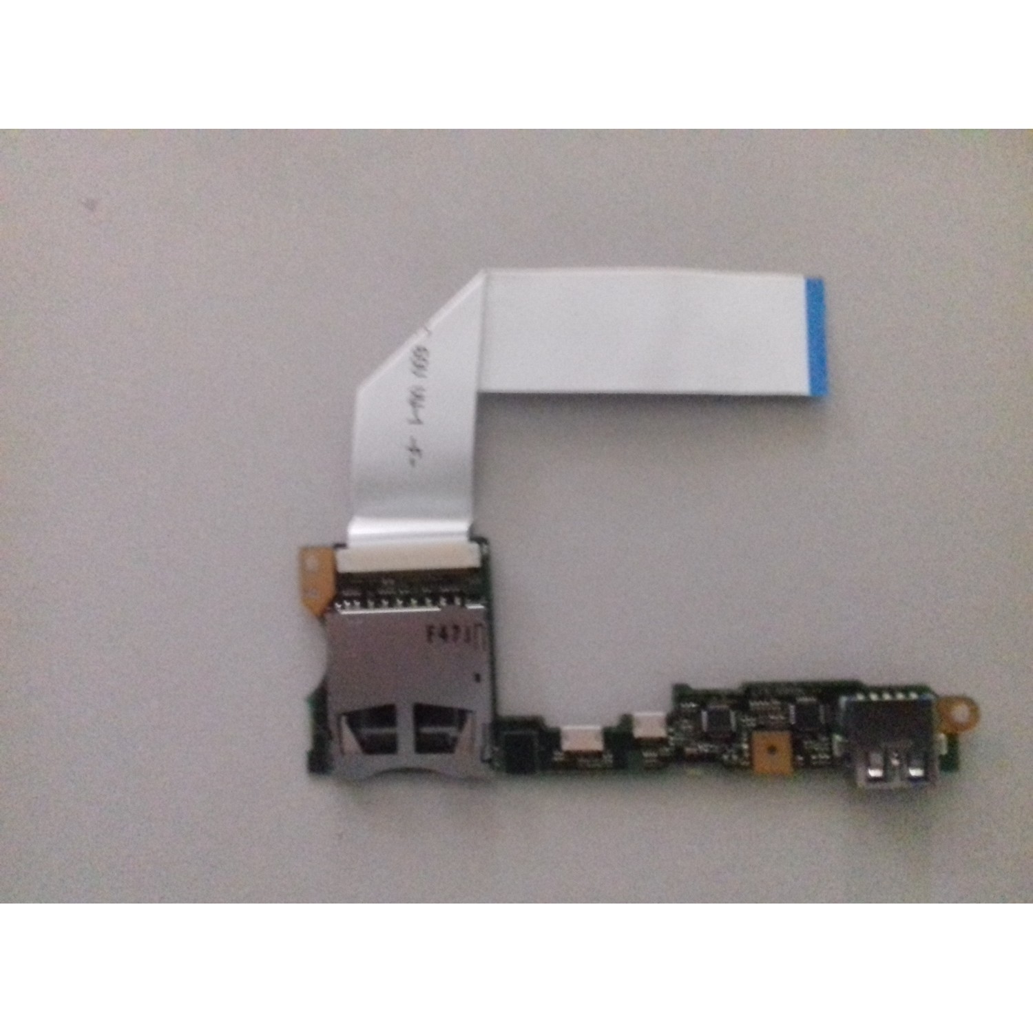 Modul USB cu cititor de card Fujitsu U904 (667405-Z1)